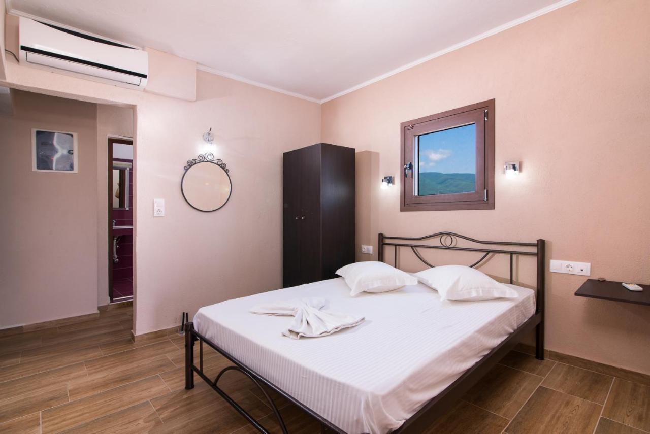 Villa Alexandra Sun Vrasná Esterno foto
